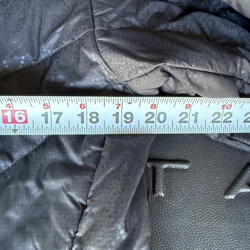 Helly Hansen Black Puffer Jacket With Swirl Detail Size XL - Picture 7 of 9